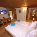 Talheimer Grias Di & Hoamat Since 1958 Inklusive Therme Tauern & Jokercard 3* Зальбах-Хинтерглемм