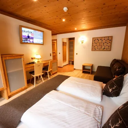 Talheimer Grias Di & Hoamat Since 1958 Inklusive Therme Tauern & Jokercard 3* Зальбах-Хинтерглемм